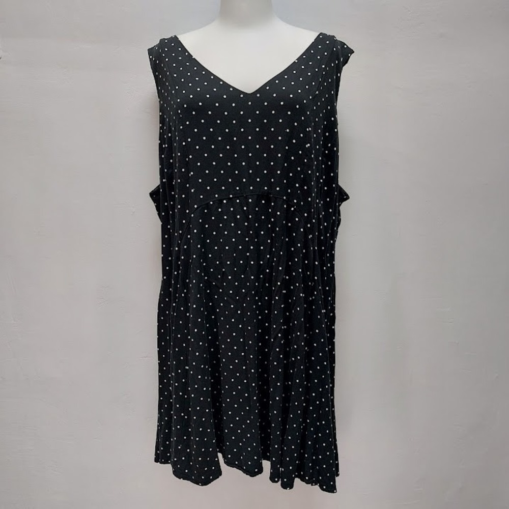 Torrid Polka Dot Dress Women's Plus Size 26 Black Sleeveless V-Neck Rockabilly